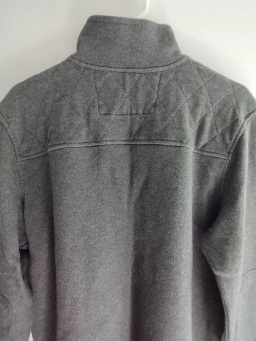 Banana Republic Men's Gray Pullover 4 Button Stand Collar Quilted Yoke